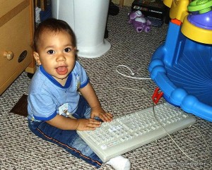 baby on keyboard blog troy swezey 1ksmiles blogelina